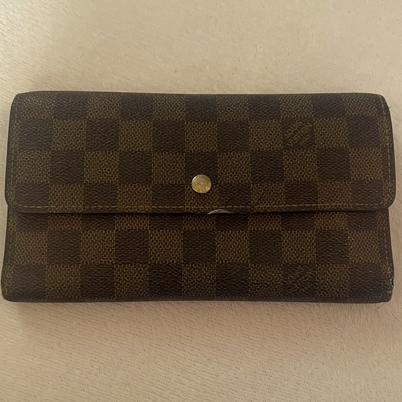 Louis Vuitton Handbags - Authentic Louis Vuitton Long Wallet